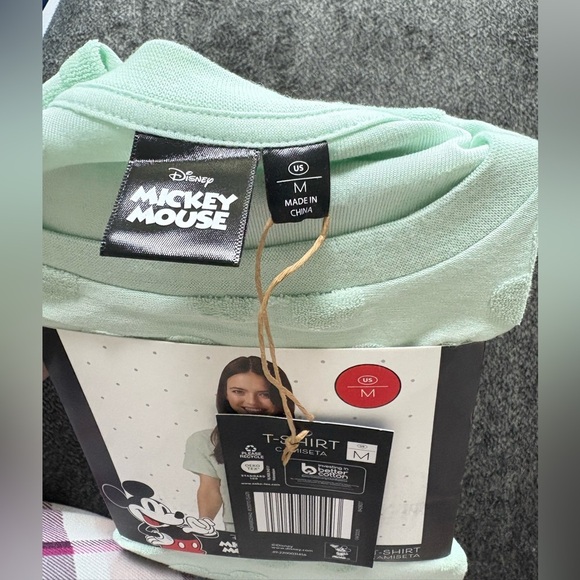 *Mickey Mouse Disney Ladies Top Size Medium Textured New With Tags - Picture 4 of 7